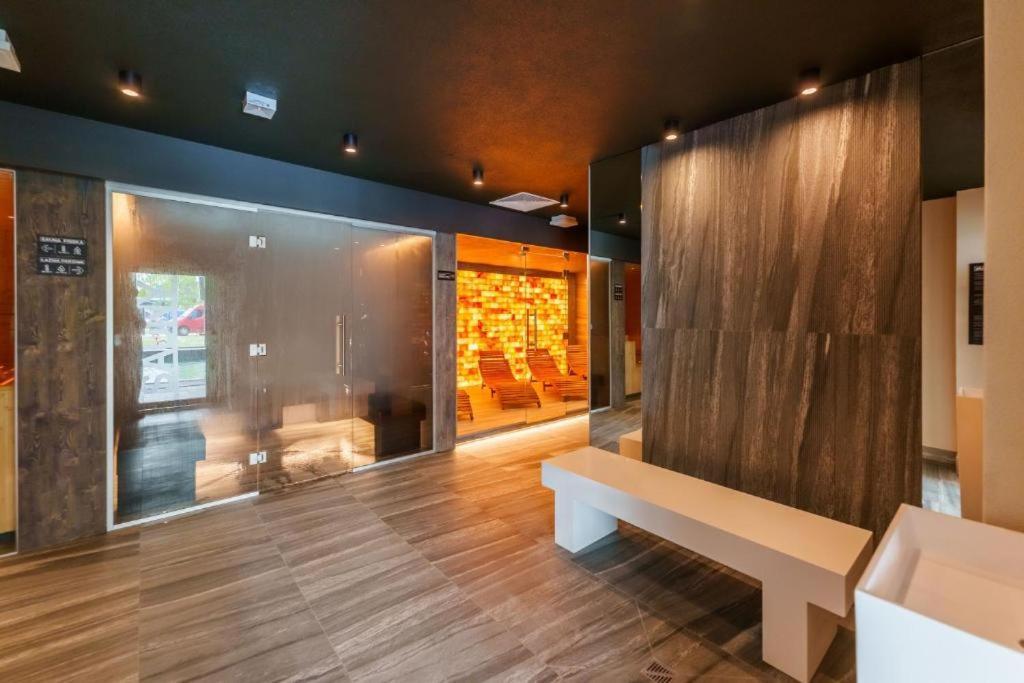 Akces Apartamenty Kasprowicza 20C- Basen, Sauny, Jacuzzi, Silownia W Cenie - Schwimmbad, Saunen, Jacuzzi, Fitnessstudio Im Preis Kołobrzeg Eksteriør bilde