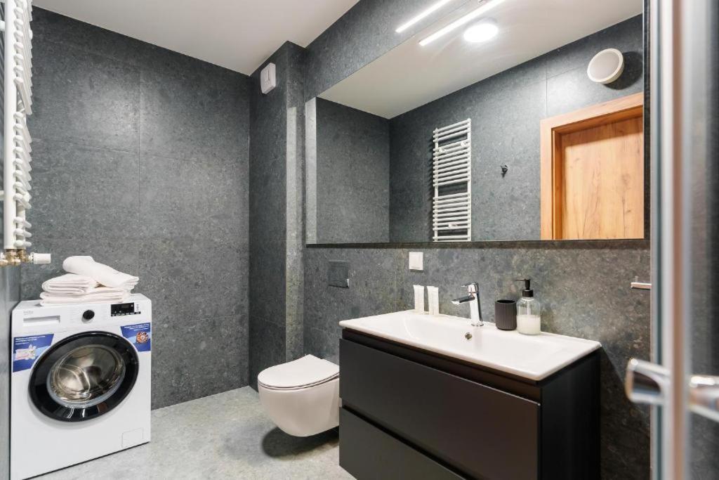 Akces Apartamenty Kasprowicza 20C- Basen, Sauny, Jacuzzi, Silownia W Cenie - Schwimmbad, Saunen, Jacuzzi, Fitnessstudio Im Preis Kołobrzeg Eksteriør bilde